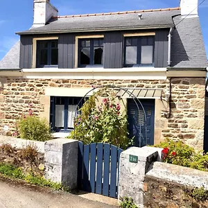  Hébergement de vacances La Petite Maison Du Coin De Loguivy De La France